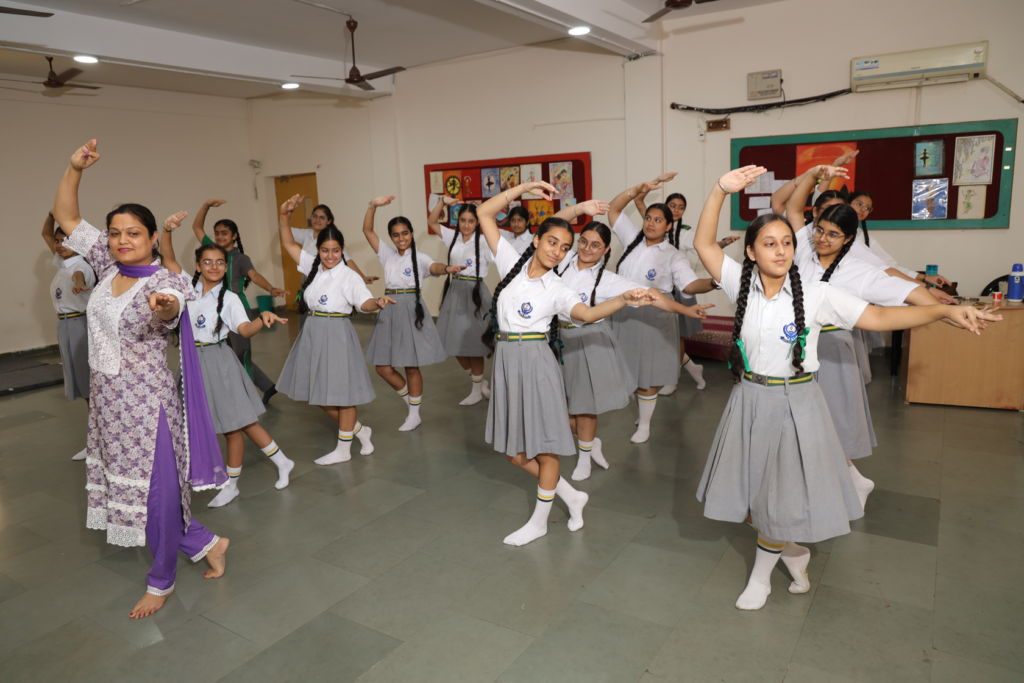 Dance-Room-2